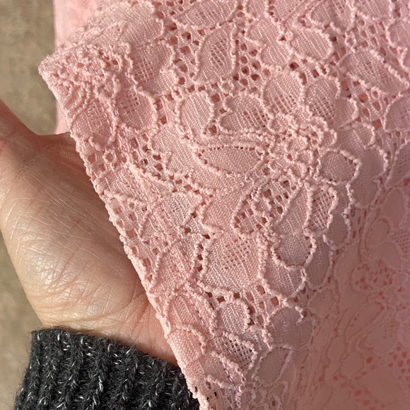 🫟5 for $25🫟 Torrid Pink Lace Long Sleeve Top - Picture 7 of 8